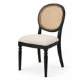 Sedia in legno con schienale in rattan e seduta in lino beige