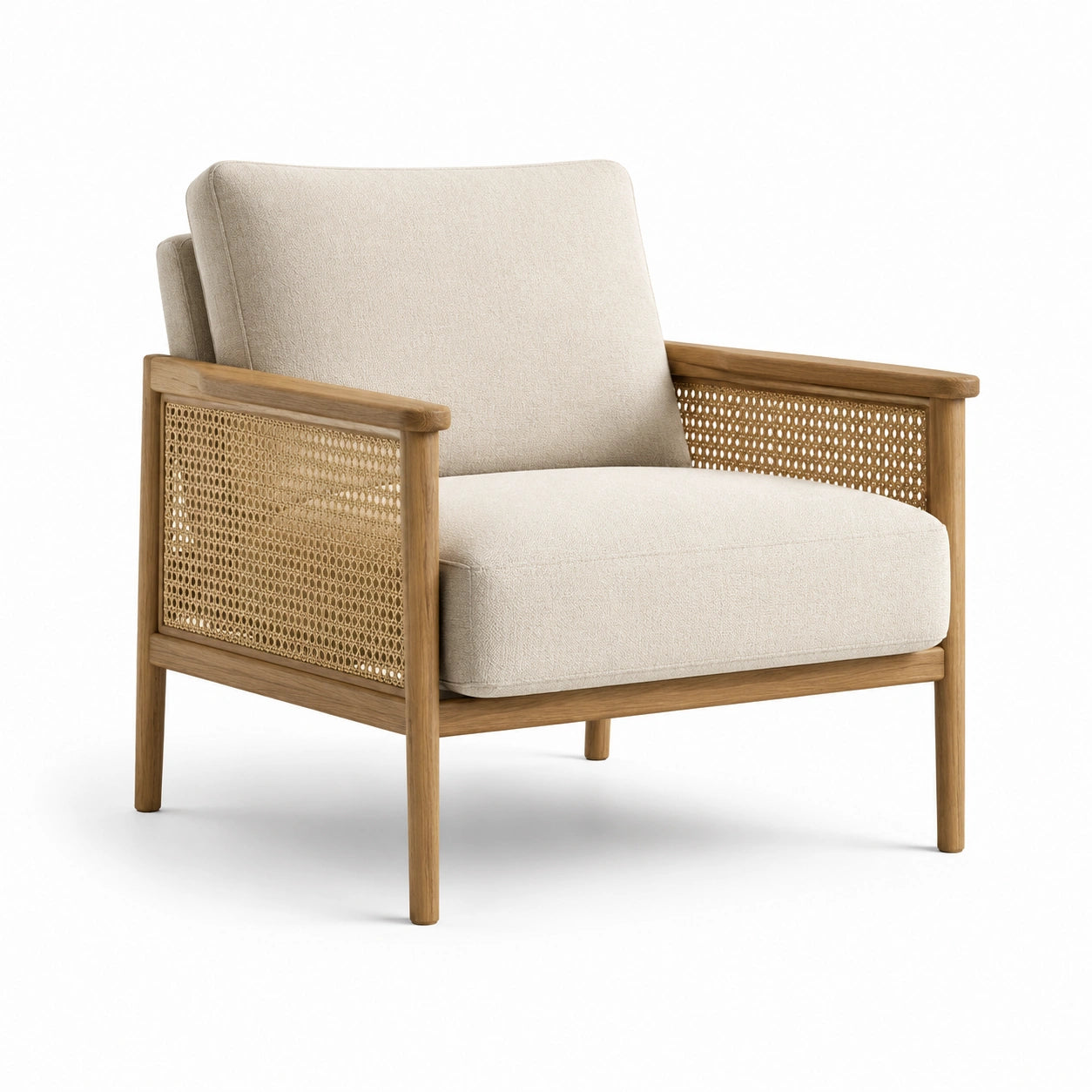 Poltrona in legno con rivestimento in tessuto beige